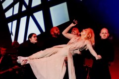 1_Je-tire-ma-reverence-2